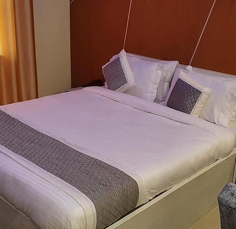 Hotel Gokul Raj By Wb Economy , Madhubani Exteriér fotografie