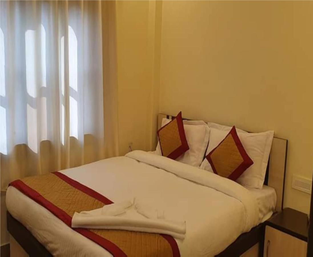 Hotel Gokul Raj By Wb Economy , Madhubani Exteriér fotografie